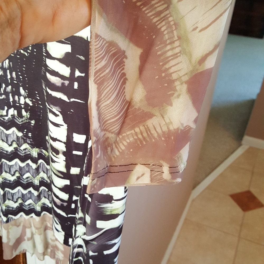Tunic - Picture 6 of 6